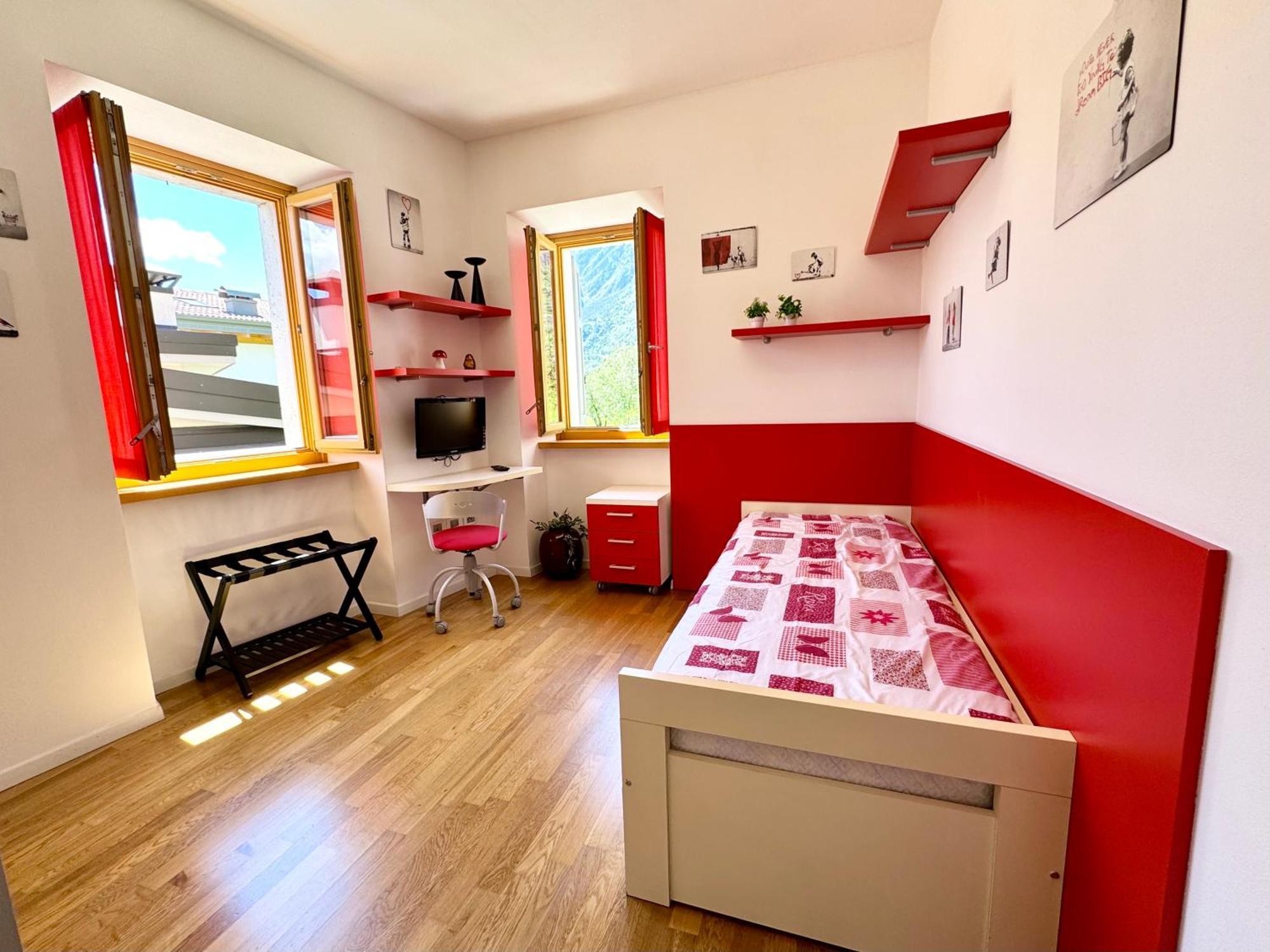Das Rote Haus Riva del Garda Exterior photo